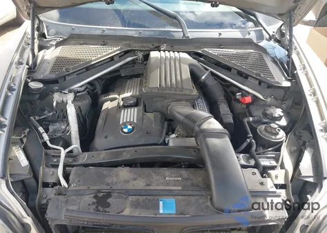 2008 BMW X5 3.0Si z USA, uszkodzony, nr VIN 5UXFE43588L029524